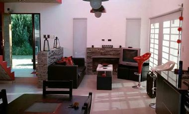 CASA CON AMPLIO PATIO COSTA DEL ESTE VENTA