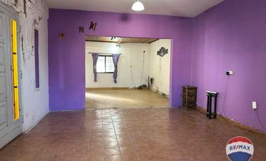 CASA DOS AMBIENTES VENTA MONTE GRANDE A RECICLAR
