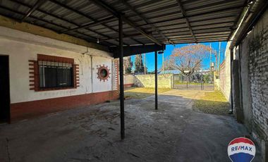 CASA DOS AMBIENTES VENTA MONTE GRANDE A RECICLAR