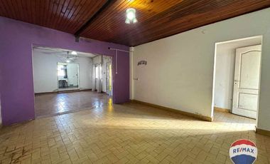 CASA DOS AMBIENTES VENTA MONTE GRANDE A RECICLAR