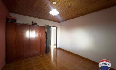 CASA DOS AMBIENTES VENTA MONTE GRANDE A RECICLAR