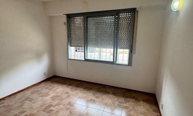 VENTA PH  3 amb - P.Baja Entrada indep SAN ANDRES