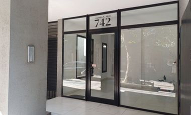 Venta Depto 2 amb c/cochera, Zarate