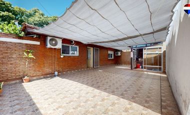 Venta Ph tipo casa con patio en Villa Adelina