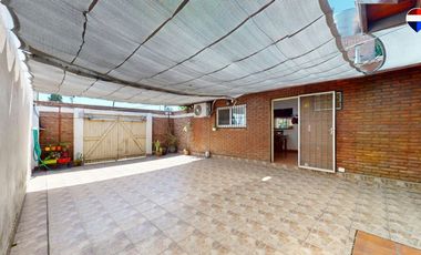 Venta Ph tipo casa con patio en Villa Adelina