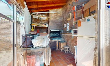 Venta Ph tipo casa con patio en Villa Adelina