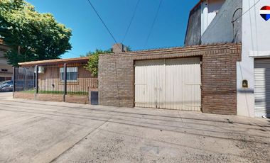 Venta Ph tipo casa con patio en Villa Adelina