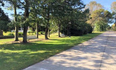 CASA EN VENTA LOBOS 3 DORMITORIOS LA FEDERALA