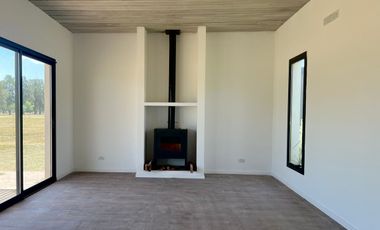 CASA EN VENTA LOBOS 3 DORMITORIOS LA FEDERALA