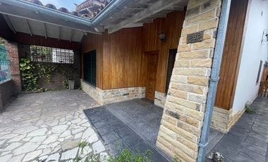 VENTA CASA 3 AMBIENTES BELLA VISTA