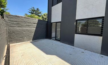 DEPARTAMENTO 2 AMBIENTES C/PATIO JOSE C. PAZ