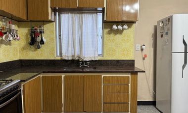 VENTA EN BLOCK - IDEAL PARA 2 FAMILIAS O INVERSOR