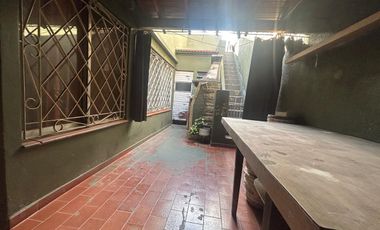 Amplia casa 5 amb en Lanús Oeste