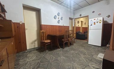 Amplia casa 5 amb en Lanús Oeste