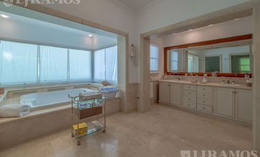 Casa en venta en Las Lomas - Schoenstatt