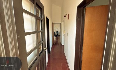 Departamento en Alquiler de 2 Dormitorios con Cochera - Alto Alberdi