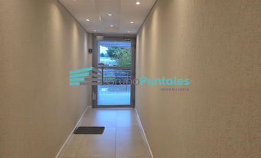 Departamento monoambiente en Canning Center Apto Profesional 33 m2 mas patio. Cochera opcional