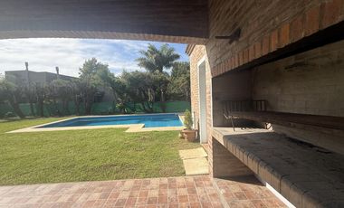 Casa en Alquiler en barrio Santa Maria de Los Olivos, Malvinas Argentinas, Pilar