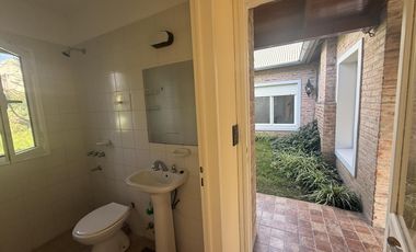 Casa en Alquiler en barrio Santa Maria de Los Olivos, Malvinas Argentinas, Pilar