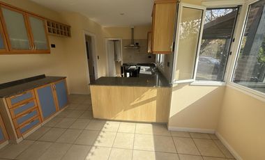 Casa en Alquiler en barrio Santa Maria de Los Olivos, Malvinas Argentinas, Pilar