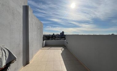 Departamento dos ambientes terraza en alquiler en Villa Dominico