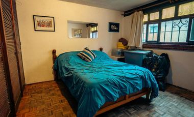 Casa en venta cerca de CU, pintoresca, amplia, segura, estilo colonial y jardín