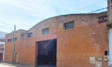 GALPÓN DE 1.385M2 EN CRUCESITA - SALIDA A 2 CALLES