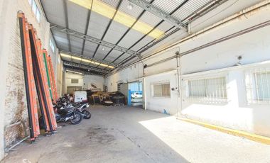 GALPÓN DE 1.385M2 EN CRUCESITA - SALIDA A 2 CALLES