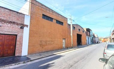 GALPÓN DE 1.385M2 EN CRUCESITA - SALIDA A 2 CALLES