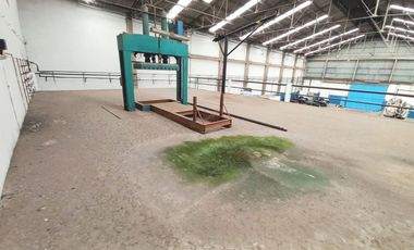 EXCELENTE GALPON - 1350M2 - AVELLANEDA C/TRIFÁSICA