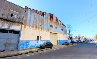 EXCELENTE GALPON - 1350M2 - AVELLANEDA C/TRIFÁSICA