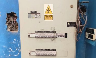 EXCELENTE GALPON - 1350M2 - AVELLANEDA C/TRIFÁSICA