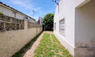 Casa en venta en Monte Grande Lote propio 257 m2