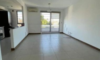 DEPARTAMENTO 3 AMB CON BALCON Y COCHERA