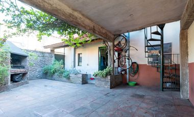 VENTA PH 4 AMB. COCHERA APTO CRED  PERMUTA