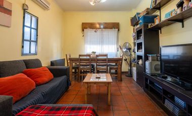 VENTA PH 4 AMB. COCHERA APTO CRED  PERMUTA