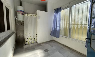 Oficina tipo PH - PB 80m2 c/patio - Boulogne