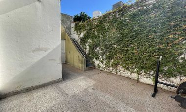 Oficina tipo PH - PB 80m2 c/patio - Boulogne