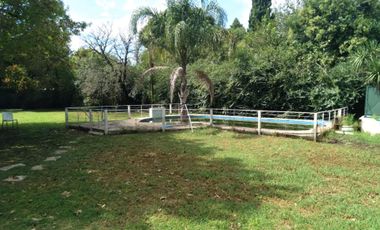 Casa quinta en Del Viso 1500 m2 lote pileta