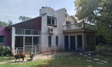 Casa quinta en Del Viso 1500 m2 lote pileta