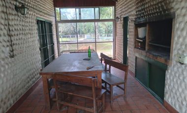 Casa quinta en Del Viso 1500 m2 lote pileta