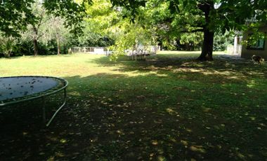 Casa quinta en Del Viso 1500 m2 lote pileta