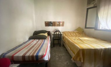 VENTA CASA PATIO, JARDIN,PARRILLA EN EZEIZA