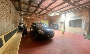 VENTA CASA PATIO, JARDIN,PARRILLA EN EZEIZA