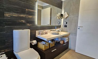 Espect Triplex 5 amb,quincho,terraza-2 coch-Categ