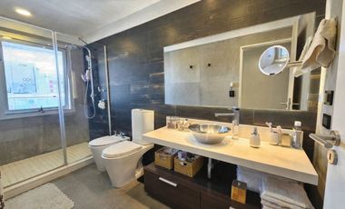 Espect Triplex 5 amb,quincho,terraza-2 coch-Categ