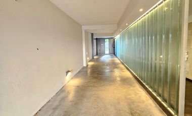 Espect Triplex 5 amb,quincho,terraza-2 coch-Categ