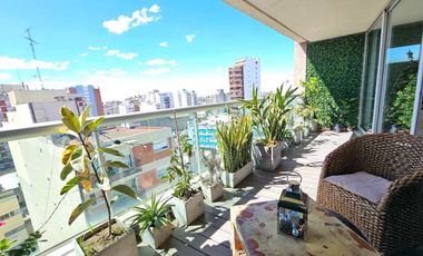 Espect Triplex 5 amb,quincho,terraza-2 coch-Categ