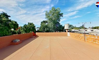 VENTA CASA 3 AMB FLORENCIO VARELA PARQUE Y COCHERA