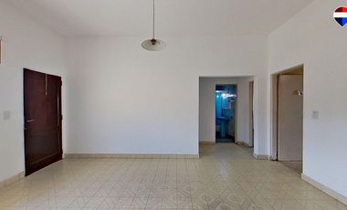 VENTA CASA 3 AMB FLORENCIO VARELA PARQUE Y COCHERA